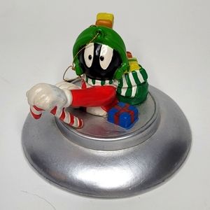 Marvin Martian Looney Tunes Warner Bros Christmas Ornament Saucer 2000 Plastic